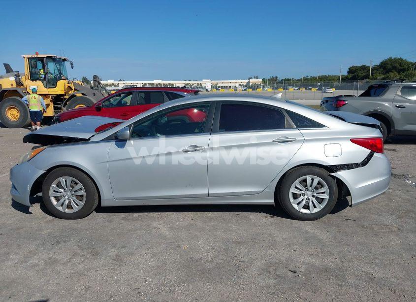 Photo 14 of 2011 Hyundai Sonata GLS (VIN 5NPEB4AC8BH001788)