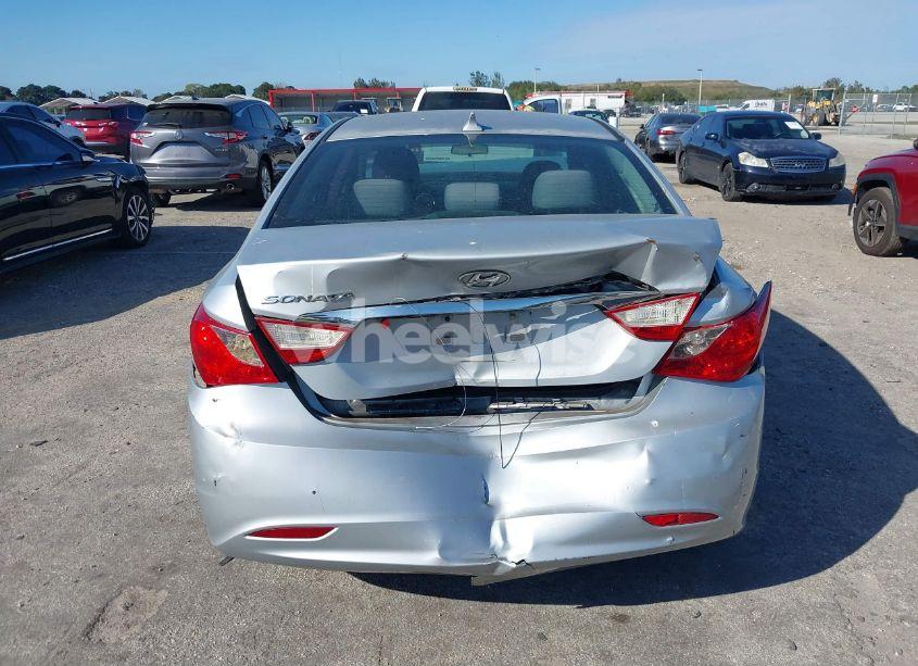 Photo 16 of 2011 Hyundai Sonata GLS (VIN 5NPEB4AC8BH001788)