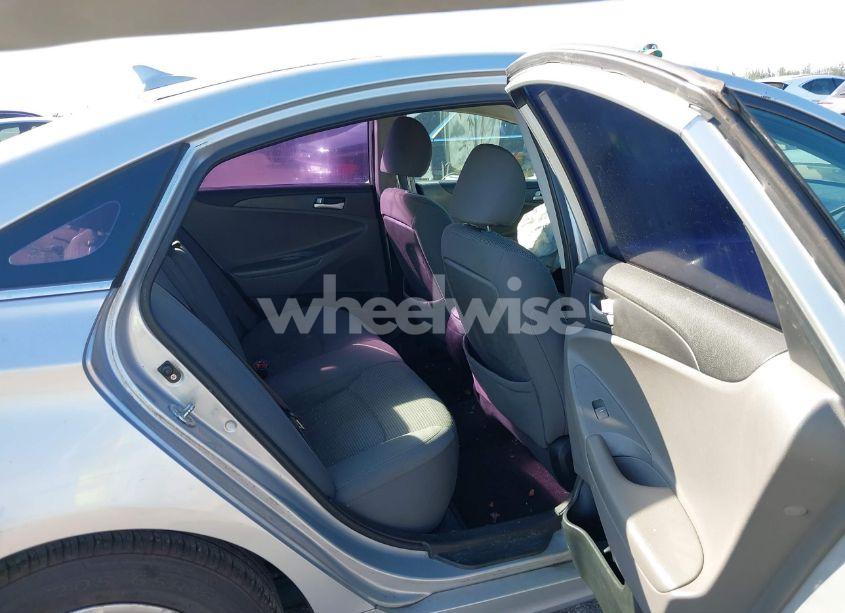 Photo 8 of 2011 Hyundai Sonata GLS (VIN 5NPEB4AC8BH001788)