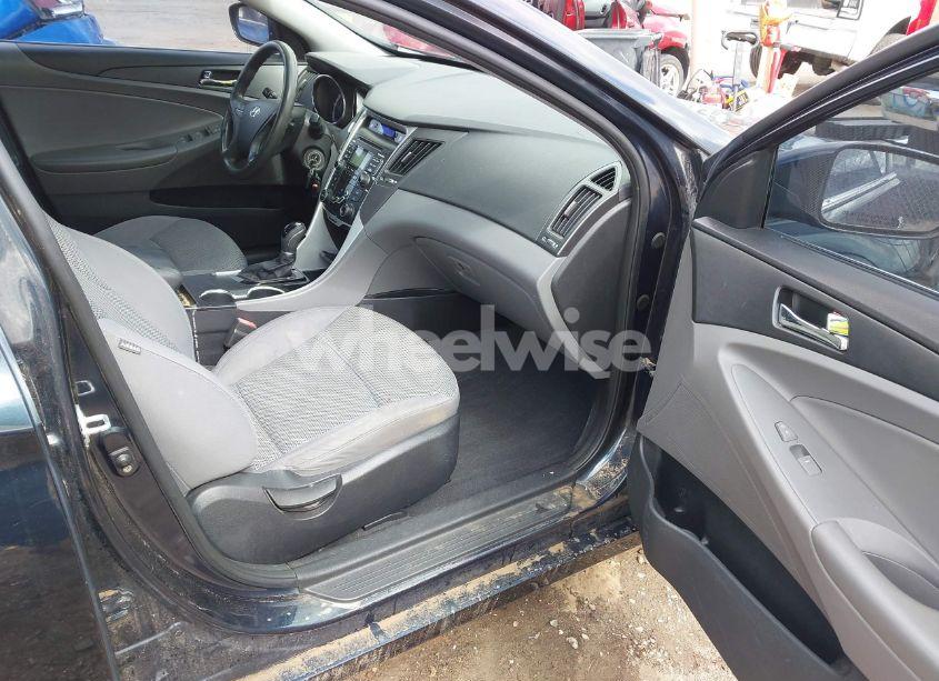 Photo 5 of 2011 Hyundai Sonata GLS (VIN 5NPEB4AC8BH009924)