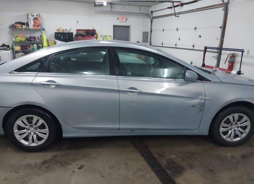 Photo 13 of 2011 Hyundai Sonata GLS (VIN 5NPEB4AC8BH026819)