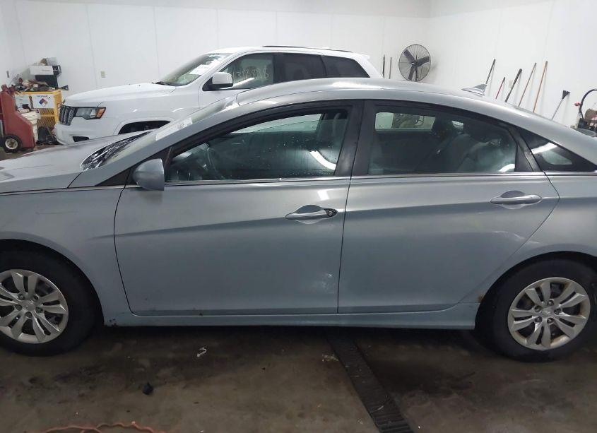 Photo 14 of 2011 Hyundai Sonata GLS (VIN 5NPEB4AC8BH026819)