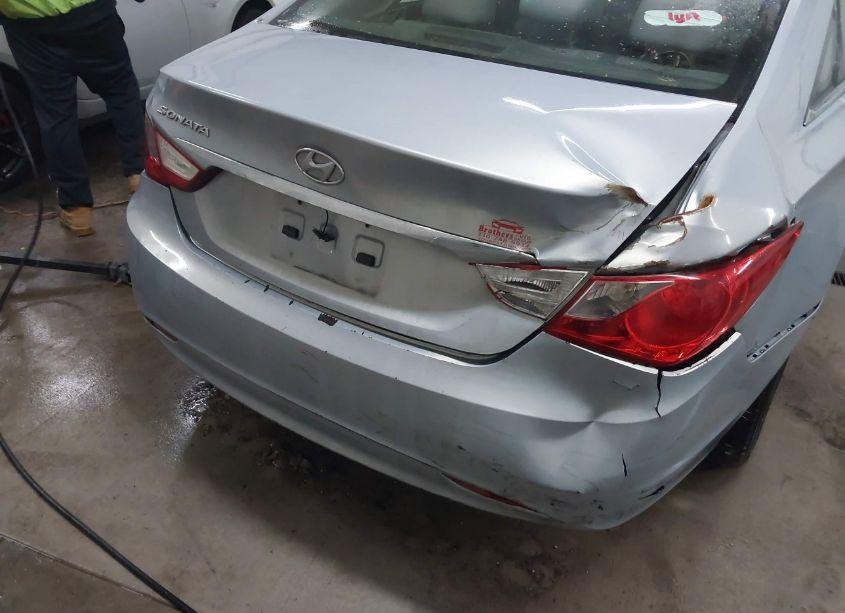Photo 19 of 2011 Hyundai Sonata GLS (VIN 5NPEB4AC8BH026819)