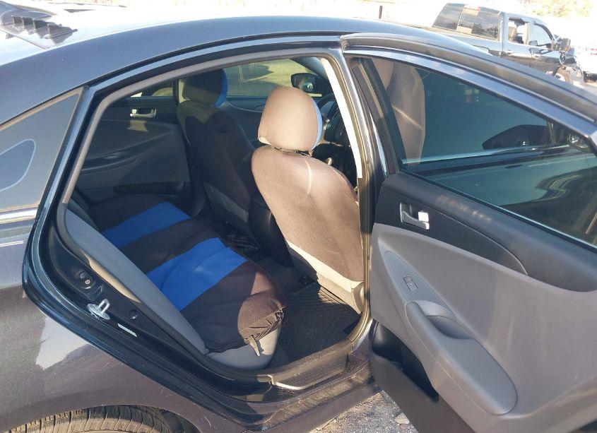 Photo 8 of 2011 Hyundai Sonata GLS (VIN 5NPEB4AC8BH033592)