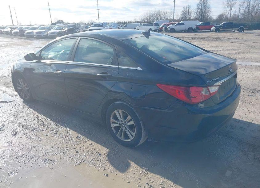 Photo 3 of 2011 Hyundai Sonata GLS (VIN 5NPEB4AC8BH033933)