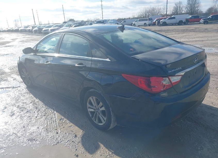 Photo 6 of 2011 Hyundai Sonata GLS (VIN 5NPEB4AC8BH033933)