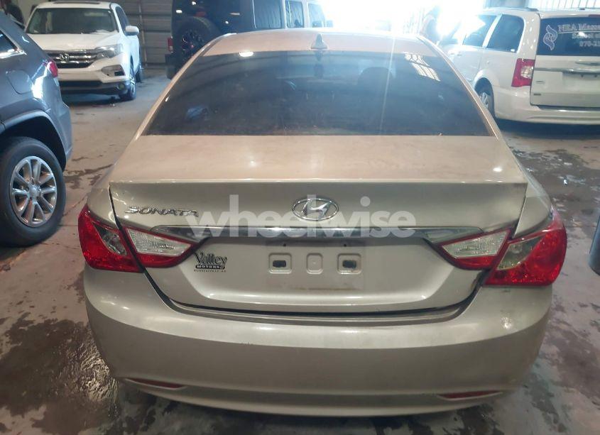 Photo 12 of 2011 Hyundai Sonata GLS (VIN 5NPEB4AC8BH081576)