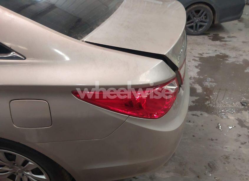 Photo 14 of 2011 Hyundai Sonata GLS (VIN 5NPEB4AC8BH081576)