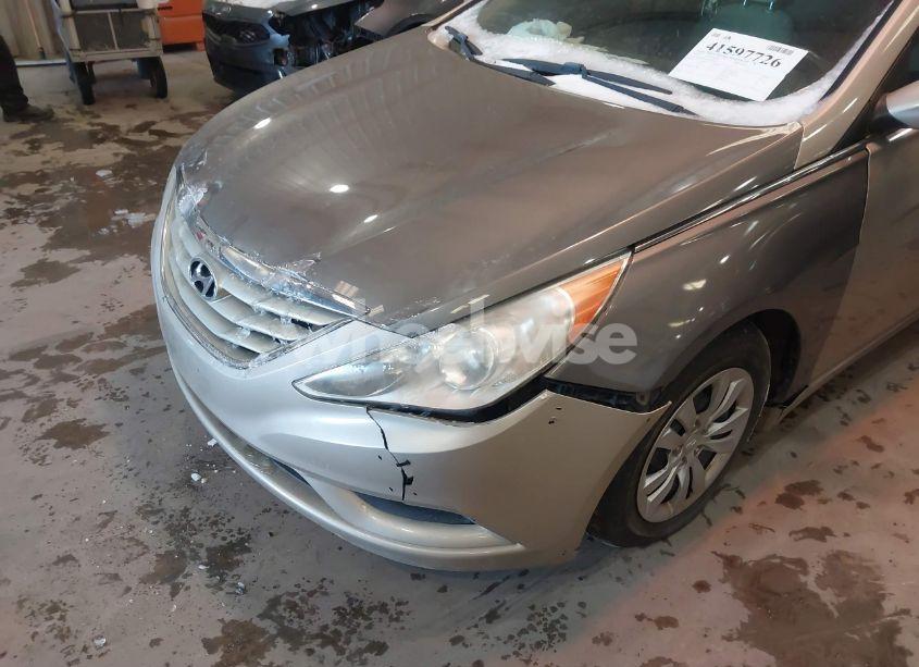 Photo 6 of 2011 Hyundai Sonata GLS (VIN 5NPEB4AC8BH081576)