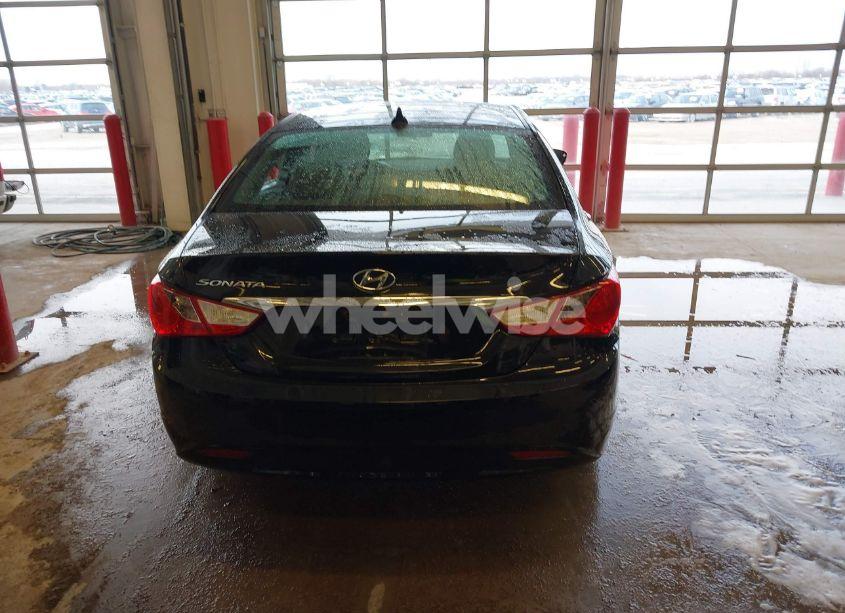 Photo 16 of 2011 Hyundai Sonata GLS (VIN 5NPEB4AC8BH083568)