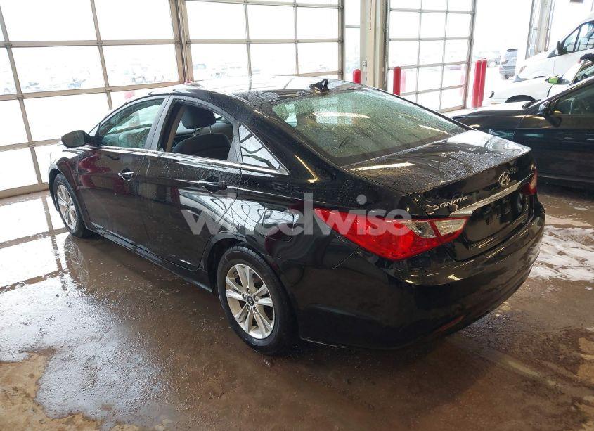 Photo 3 of 2011 Hyundai Sonata GLS (VIN 5NPEB4AC8BH083568)