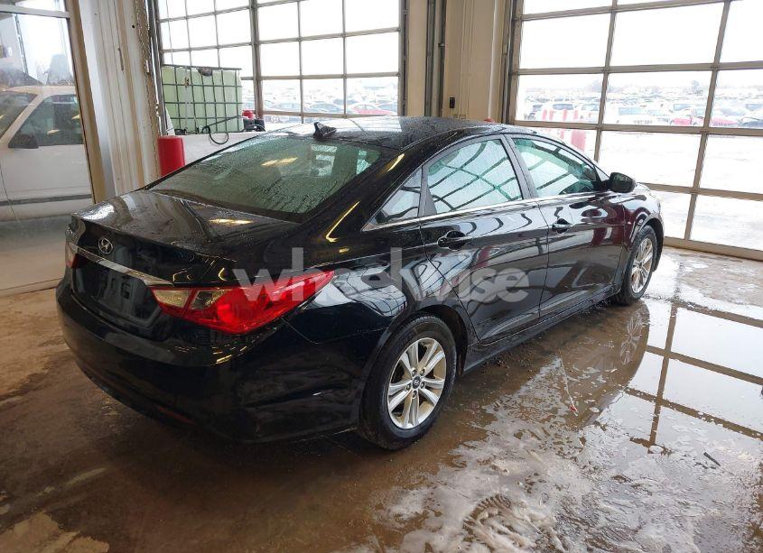 Photo 4 of 2011 Hyundai Sonata GLS (VIN 5NPEB4AC8BH083568)