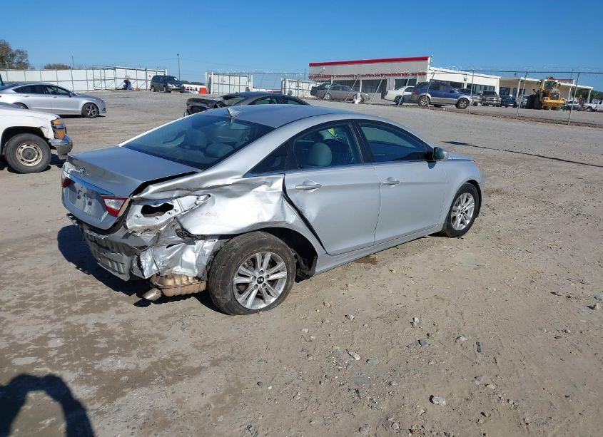 Photo 4 of 2011 Hyundai Sonata GLS (VIN 5NPEB4AC8BH092528)