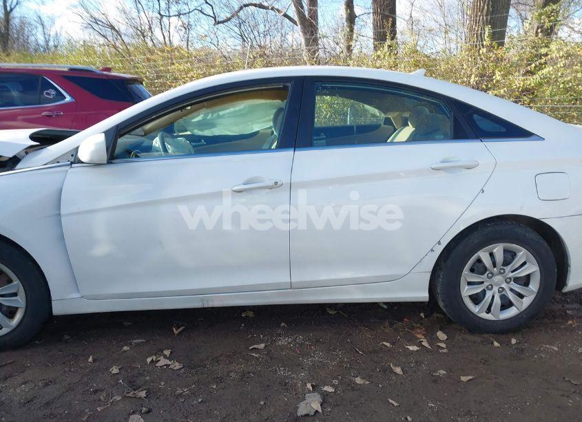 Photo 14 of 2011 Hyundai Sonata GLS (VIN 5NPEB4AC8BH110073)