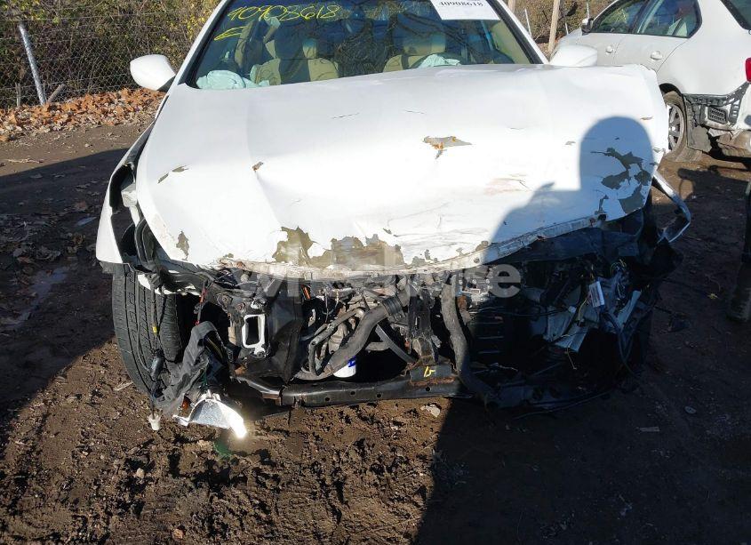 Photo 6 of 2011 Hyundai Sonata GLS (VIN 5NPEB4AC8BH110073)