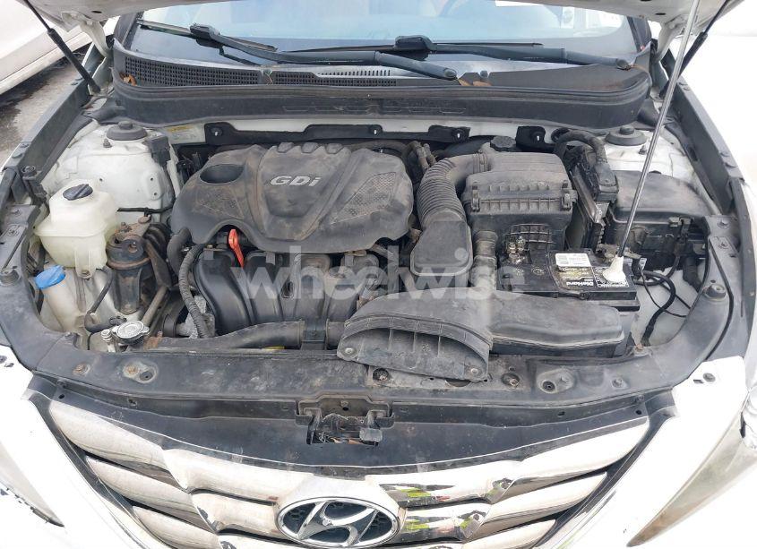 Photo 10 of 2011 Hyundai Sonata GLS (VIN 5NPEB4AC8BH181564)