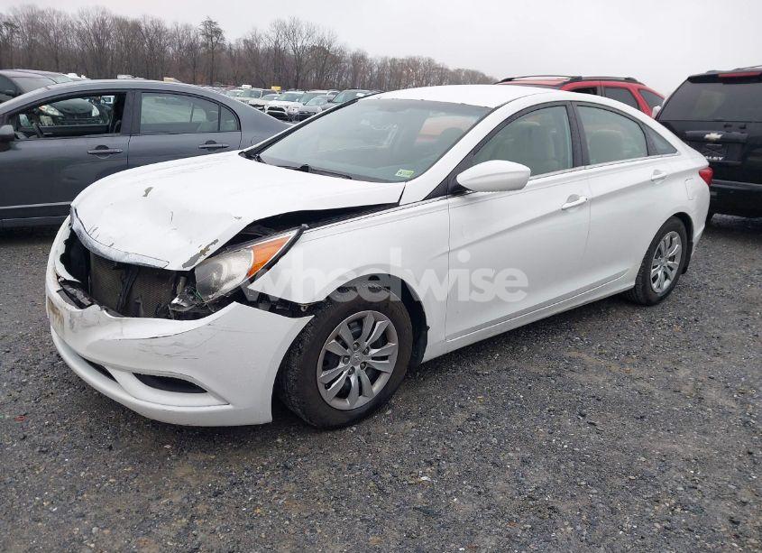 Photo 2 of 2011 Hyundai Sonata GLS (VIN 5NPEB4AC8BH182665)
