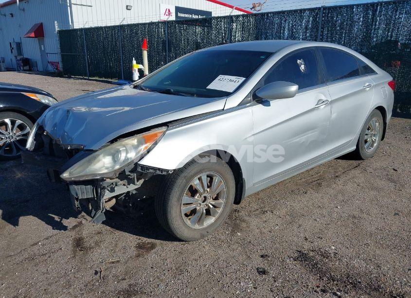 Photo 2 of 2011 Hyundai Sonata GLS (VIN 5NPEB4AC8BH187865)