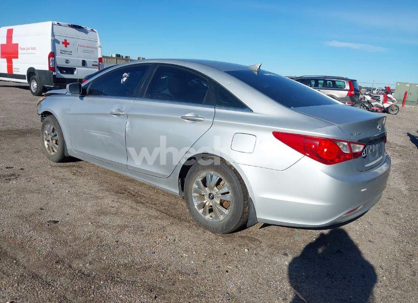 Photo 3 of 2011 Hyundai Sonata GLS (VIN 5NPEB4AC8BH187865)