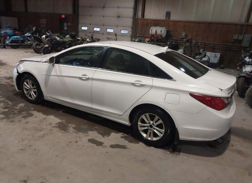 Photo 3 of 2011 Hyundai Sonata GLS (VIN 5NPEB4AC8BH189714)
