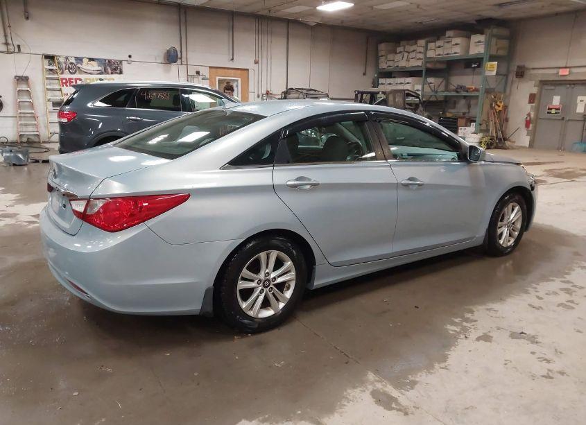 Photo 4 of 2011 Hyundai Sonata GLS (VIN 5NPEB4AC8BH202834)