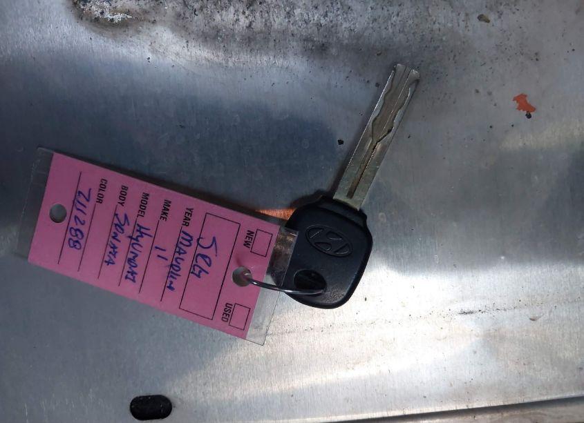 Photo 11 of 2011 Hyundai Sonata GLS (VIN 5NPEB4AC8BH211288)