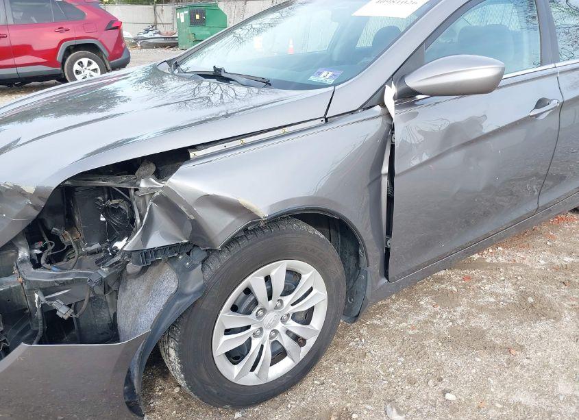 Photo 17 of 2011 Hyundai Sonata GLS (VIN 5NPEB4AC8BH211842)