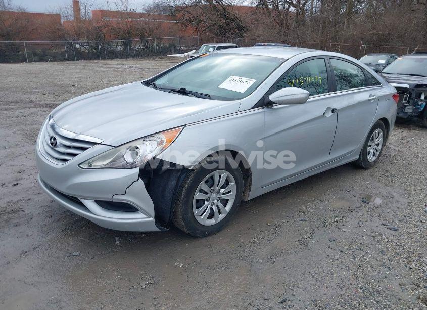 Photo 2 of 2011 Hyundai Sonata GLS (VIN 5NPEB4AC8BH230987)
