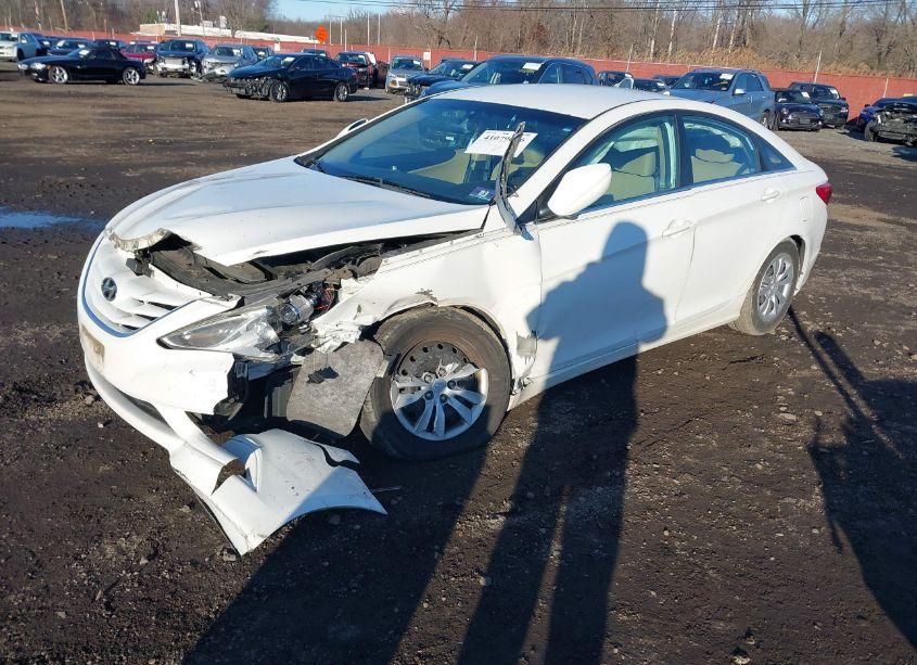 Photo 2 of 2011 Hyundai Sonata GLS (VIN 5NPEB4AC8BH237888)