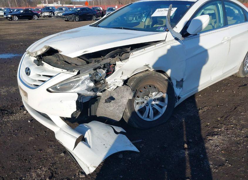 Photo 6 of 2011 Hyundai Sonata GLS (VIN 5NPEB4AC8BH237888)