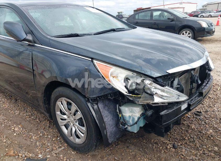 Photo 6 of 2011 Hyundai Sonata GLS (VIN 5NPEB4AC8BH253332)