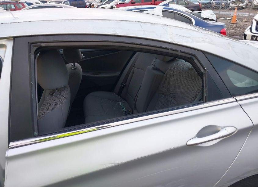 Photo 13 of 2011 Hyundai Sonata GLS (VIN 5NPEB4AC8BH285858)