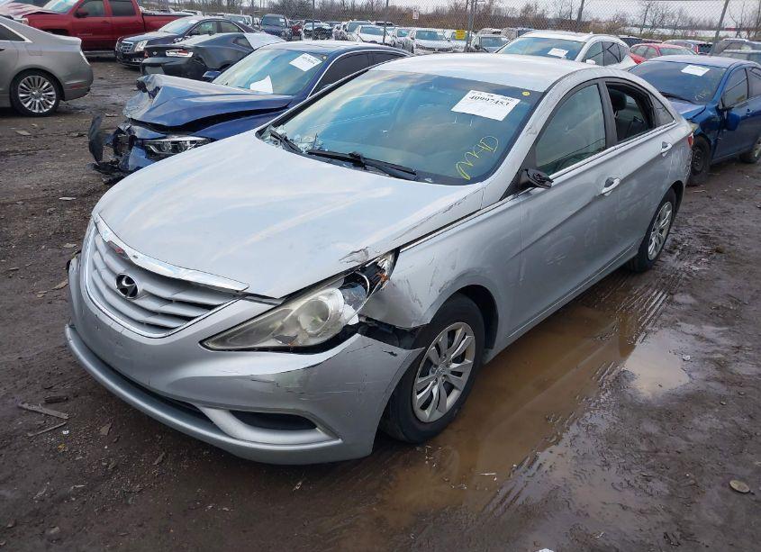Photo 2 of 2011 Hyundai Sonata GLS (VIN 5NPEB4AC8BH285858)