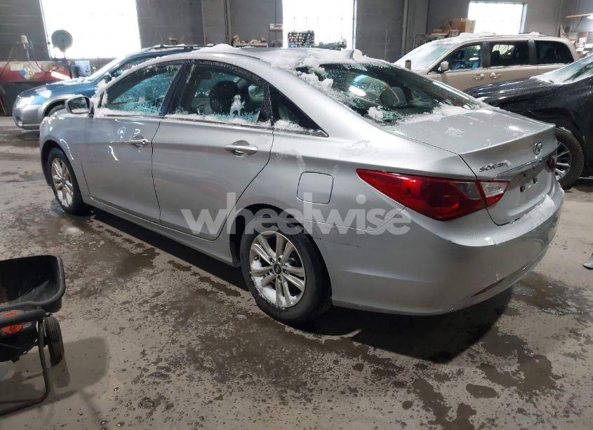 Photo 3 of 2011 Hyundai Sonata GLS (VIN 5NPEB4AC8BH291935)
