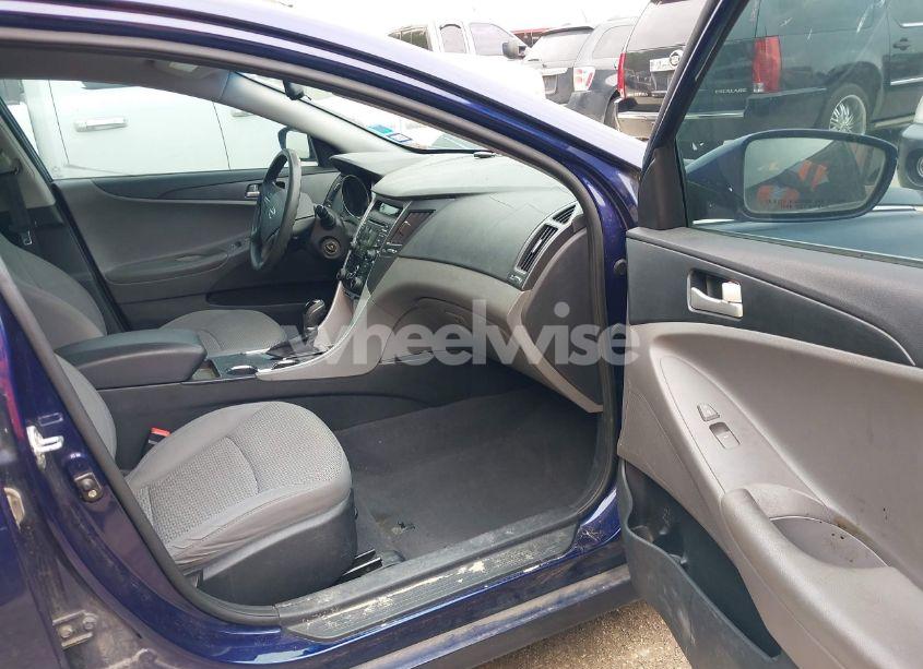 Photo 5 of 2012 Hyundai Sonata GLS (VIN 5NPEB4AC8CH325972)