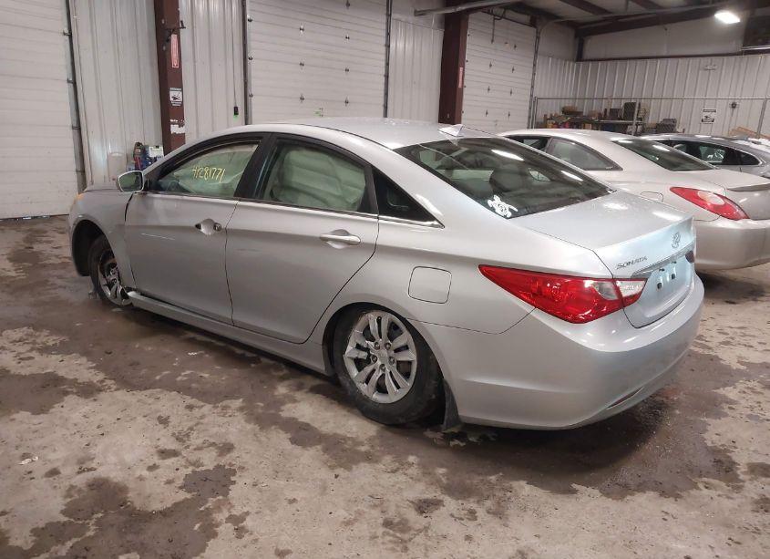 Photo 3 of 2012 Hyundai Sonata GLS (VIN 5NPEB4AC8CH335126)