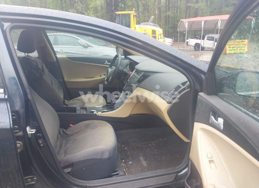 Photo 5 of 2012 Hyundai Sonata GLS (VIN 5NPEB4AC8CH356946)