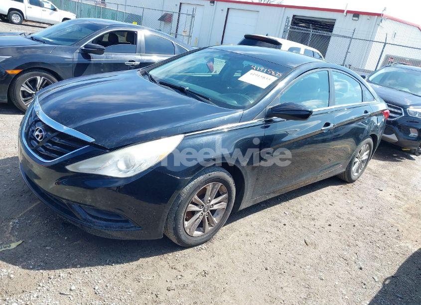 Photo 2 of 2012 Hyundai Sonata GLS (VIN 5NPEB4AC8CH386707)