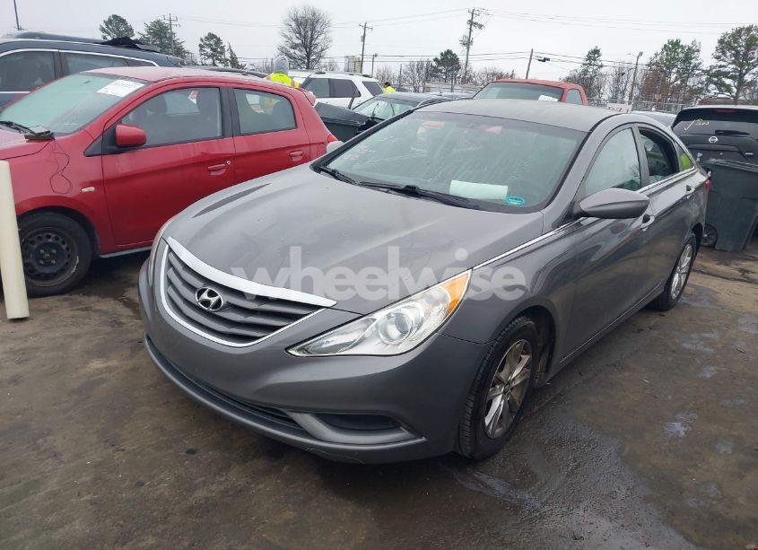 Photo 2 of 2012 Hyundai Sonata GLS (VIN 5NPEB4AC8CH437381)