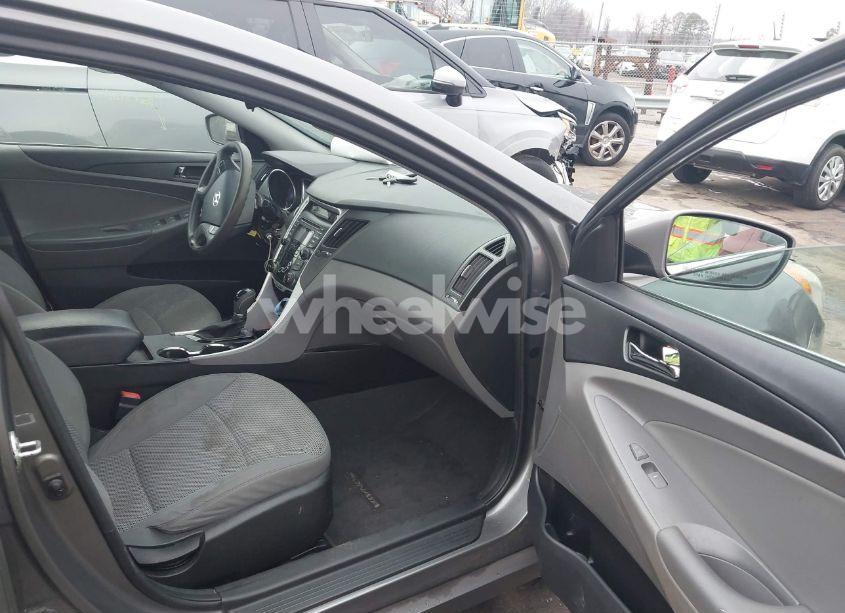 Photo 5 of 2012 Hyundai Sonata GLS (VIN 5NPEB4AC8CH437381)