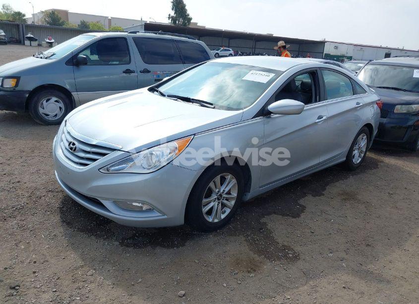 Photo 2 of 2013 Hyundai Sonata GLS (VIN 5NPEB4AC8DH533528)