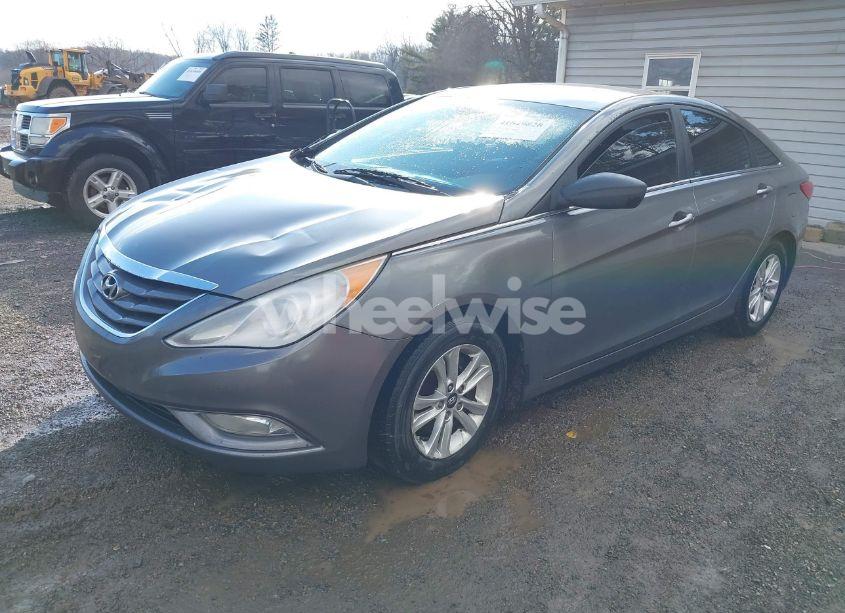 Photo 2 of 2013 Hyundai Sonata GLS (VIN 5NPEB4AC8DH548014)