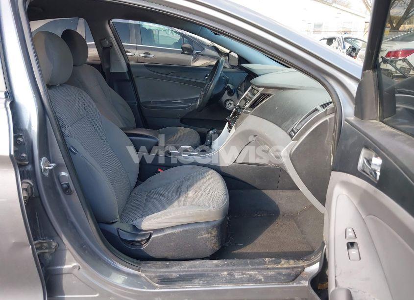 Photo 5 of 2013 Hyundai Sonata GLS (VIN 5NPEB4AC8DH548014)
