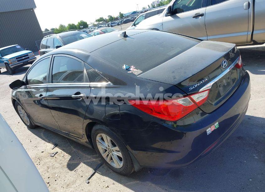 Photo 3 of 2013 Hyundai Sonata GLS (VIN 5NPEB4AC8DH553567)