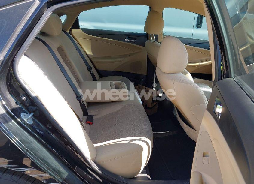 Photo 8 of 2013 Hyundai Sonata GLS (VIN 5NPEB4AC8DH553567)