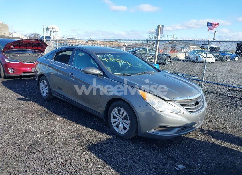 Photo 6 of 2013 Hyundai Sonata GLS (VIN 5NPEB4AC8DH554055)