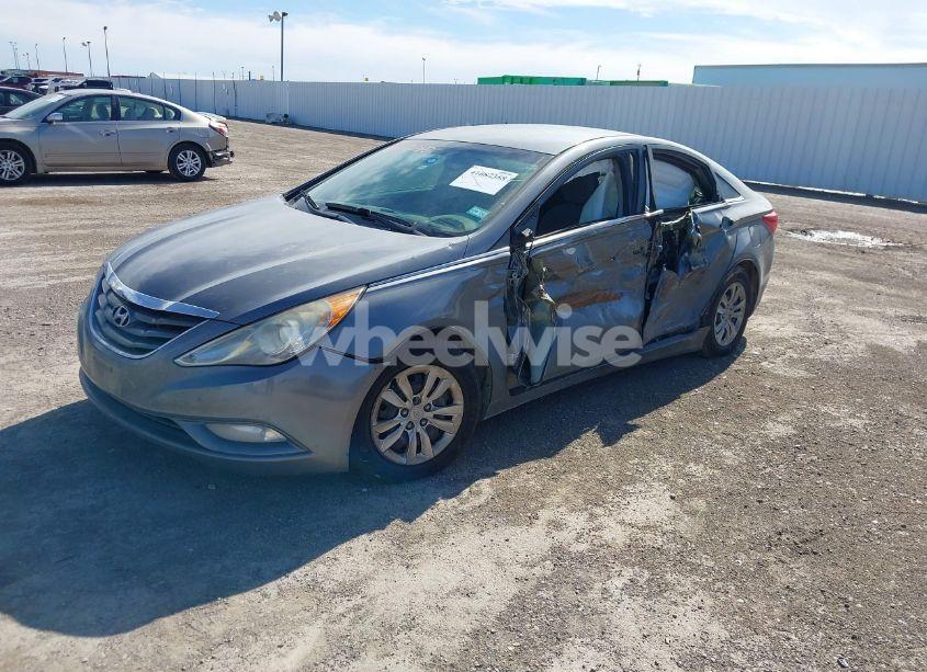 Photo 6 of 2013 Hyundai Sonata GLS (VIN 5NPEB4AC8DH593860)