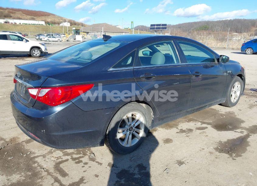 Photo 4 of 2013 Hyundai Sonata GLS (VIN 5NPEB4AC8DH619762)