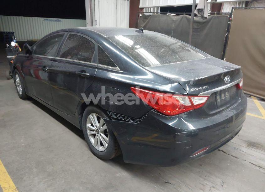 Photo 3 of 2013 Hyundai Sonata GLS (VIN 5NPEB4AC8DH622421)