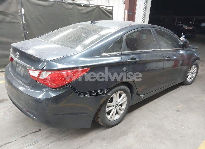 Photo 4 of 2013 Hyundai Sonata GLS (VIN 5NPEB4AC8DH622421)